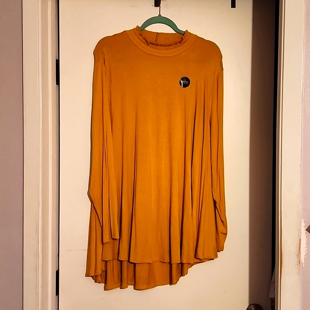Swing long sleeve blouse